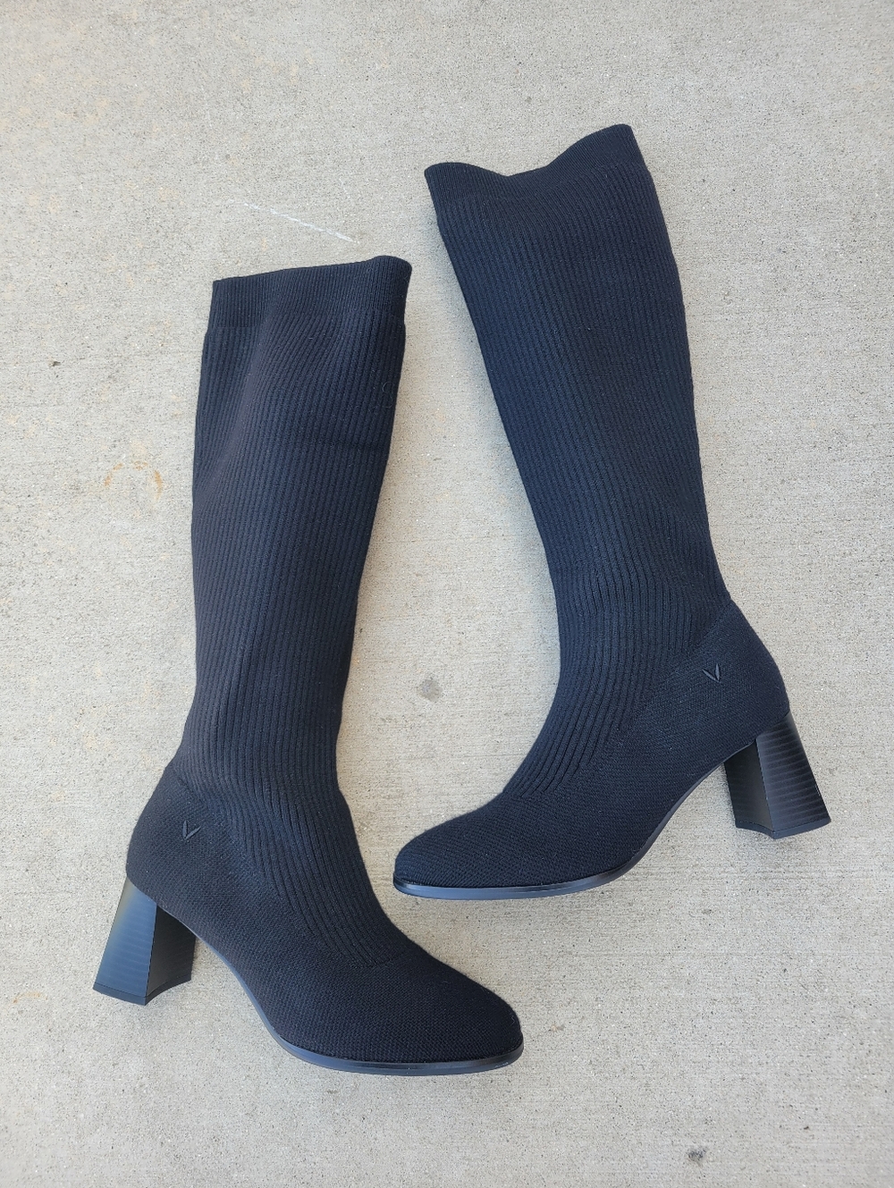 VIVAIA Tessa Round-Toe Water-Repellent Wool Knee High Boots Black Size 41/9.5 - Picture 3 of 12